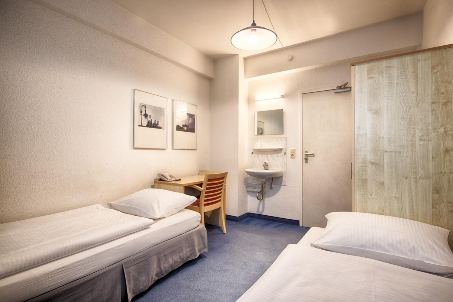 Enjoy Hostel Berlin City West Экстерьер фото